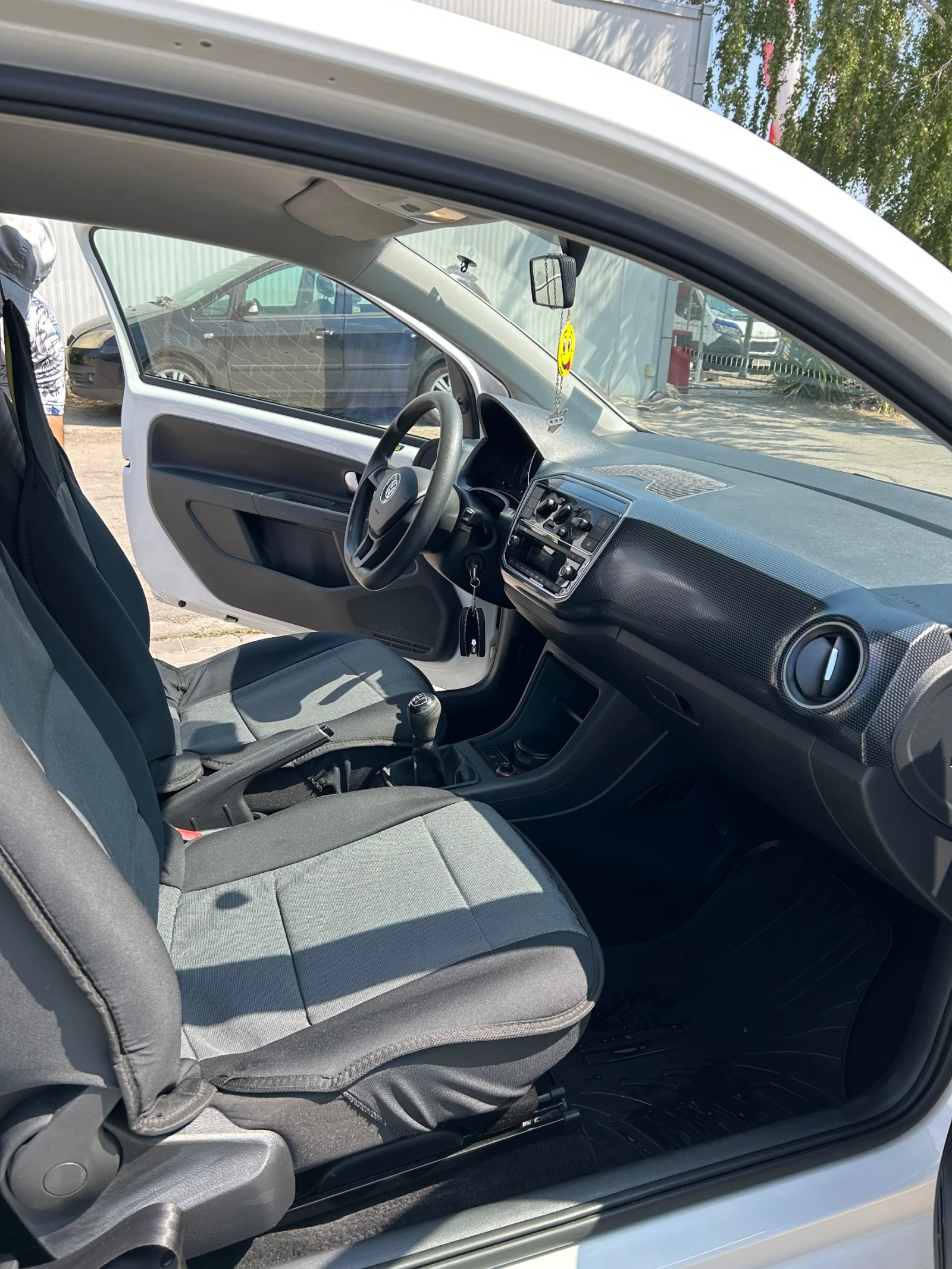 VW Up  - изображение 7