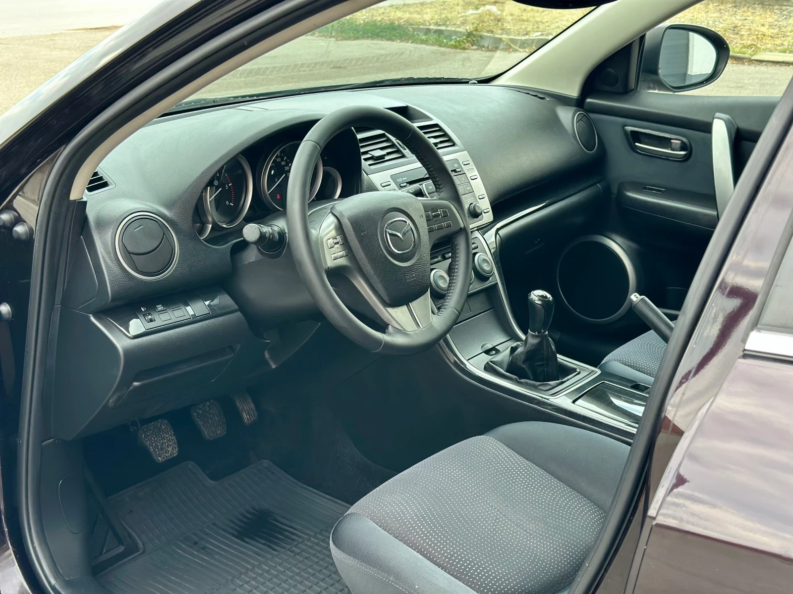 Mazda 6 2.2CD* Клима*  - изображение 6