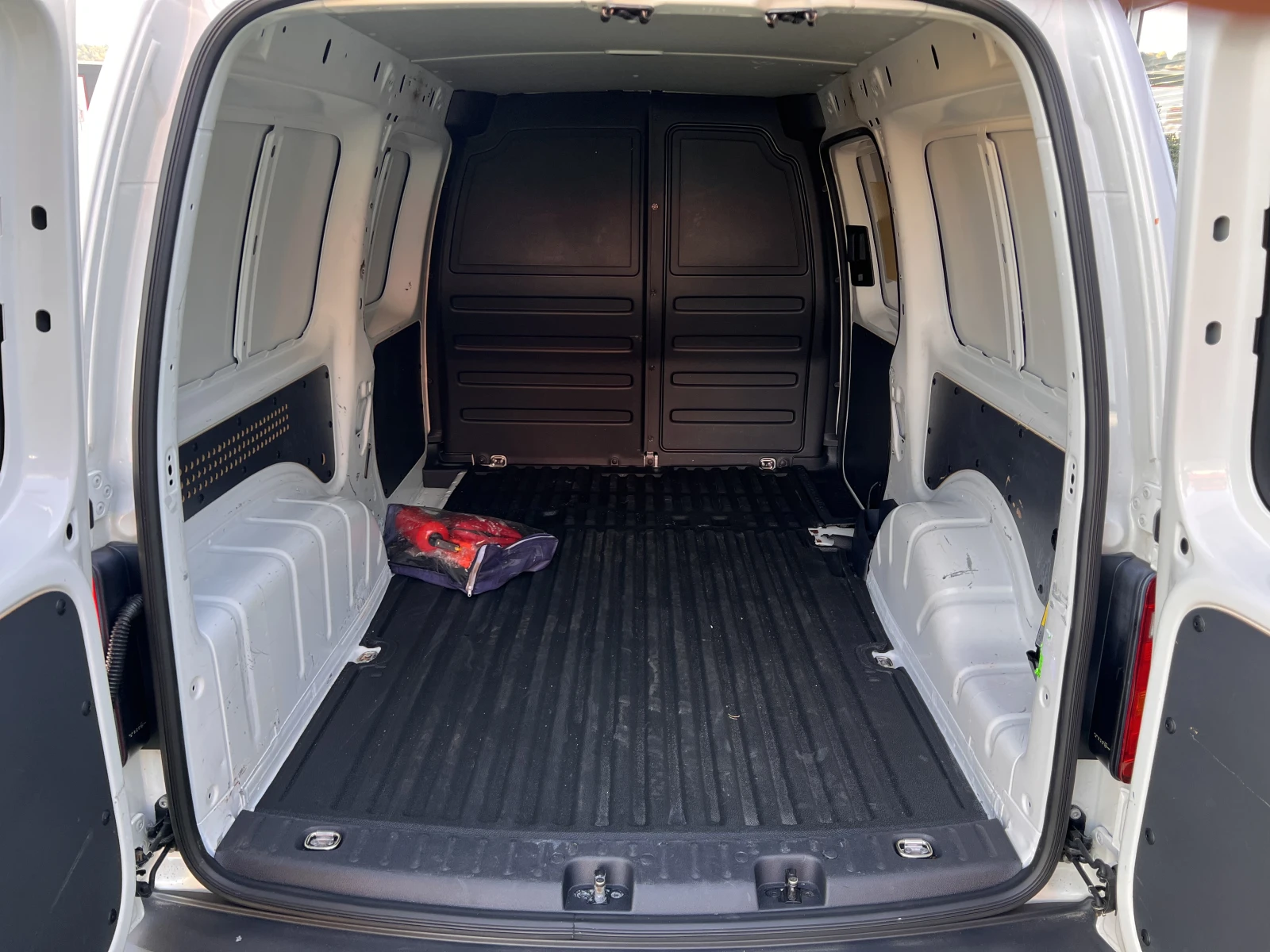 VW Caddy MAXI Life/2.0TDI/102K.C./5MT/N1 | Mobile.bg   15