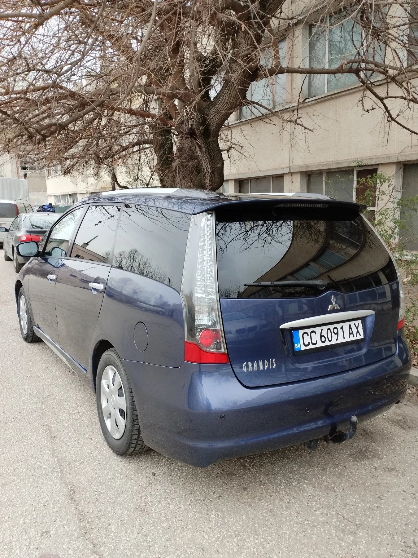 Mitsubishi Grandis 2.4 - изображение 6
