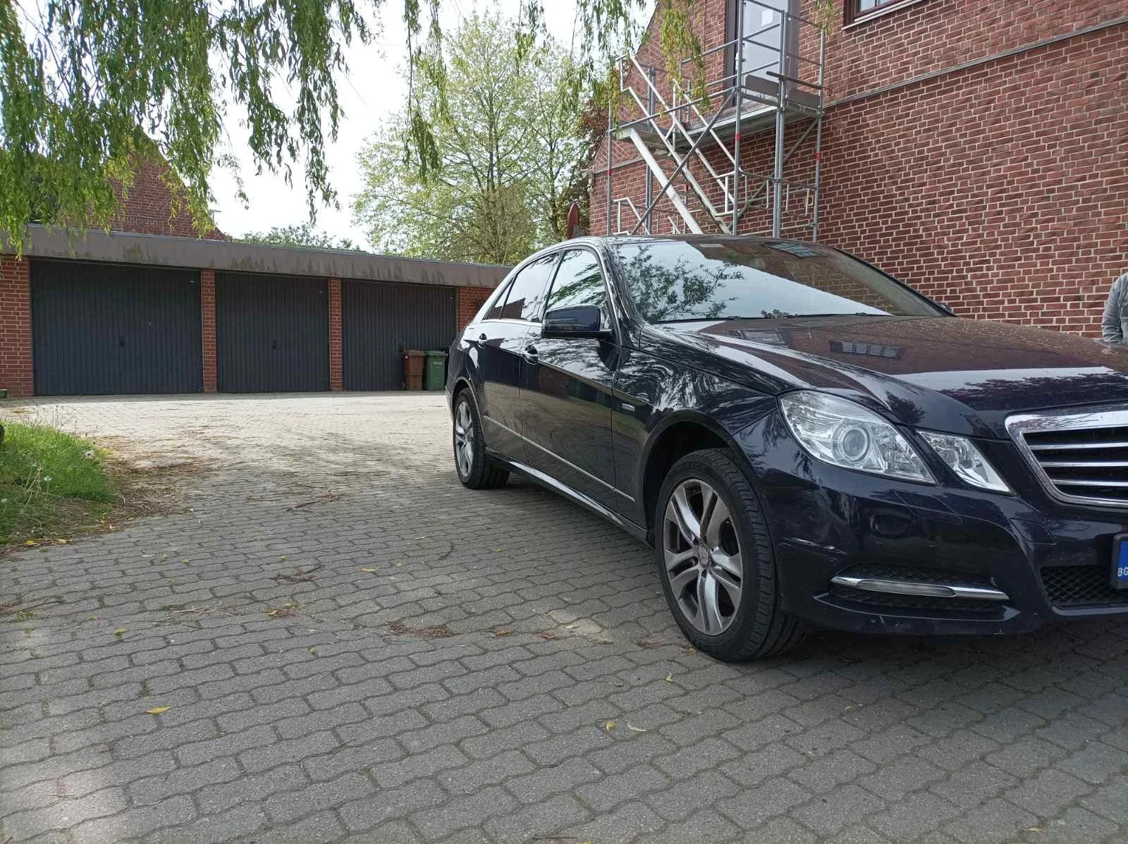 Mercedes-Benz E 350  - изображение 4