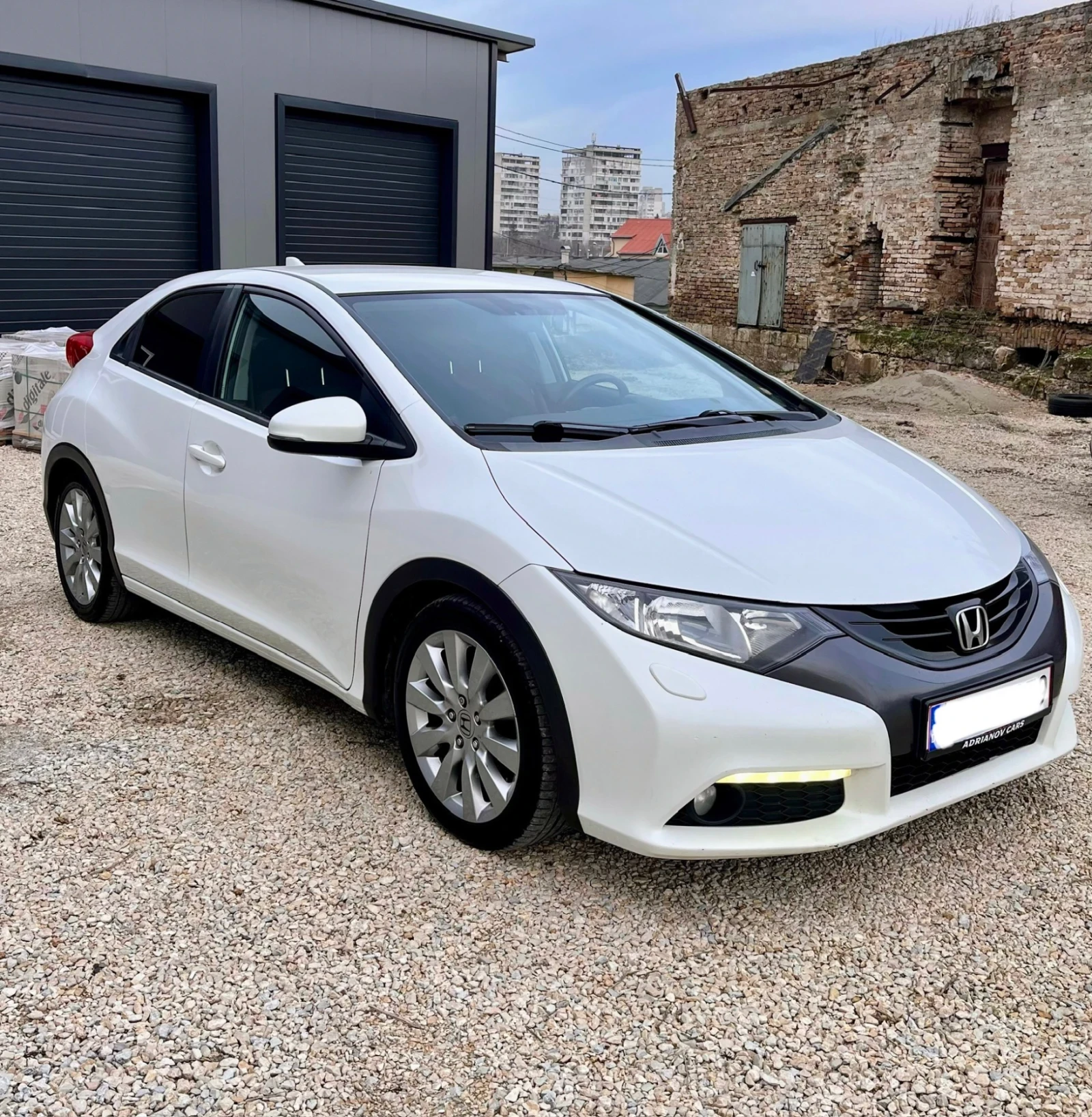 Honda Civic 2.2i-DTEC/150к.с/2012/Камера - изображение 2