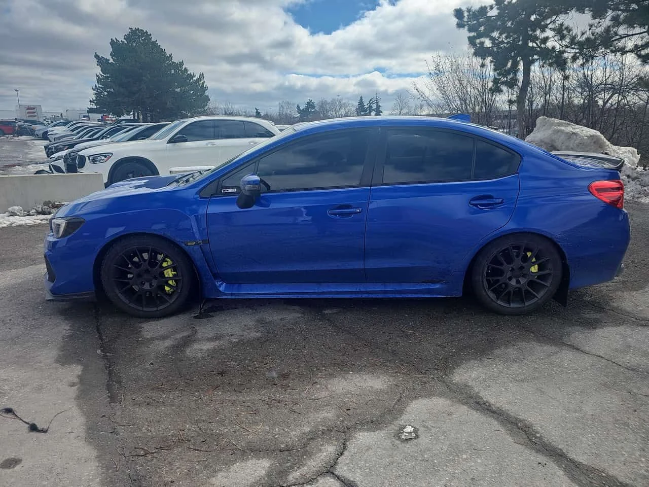 Subaru WRX * STI Sport tech Manual w/Lip Spoiler * CARFAX * Ц, снимка 2 - Автомобили и джипове - 53846636