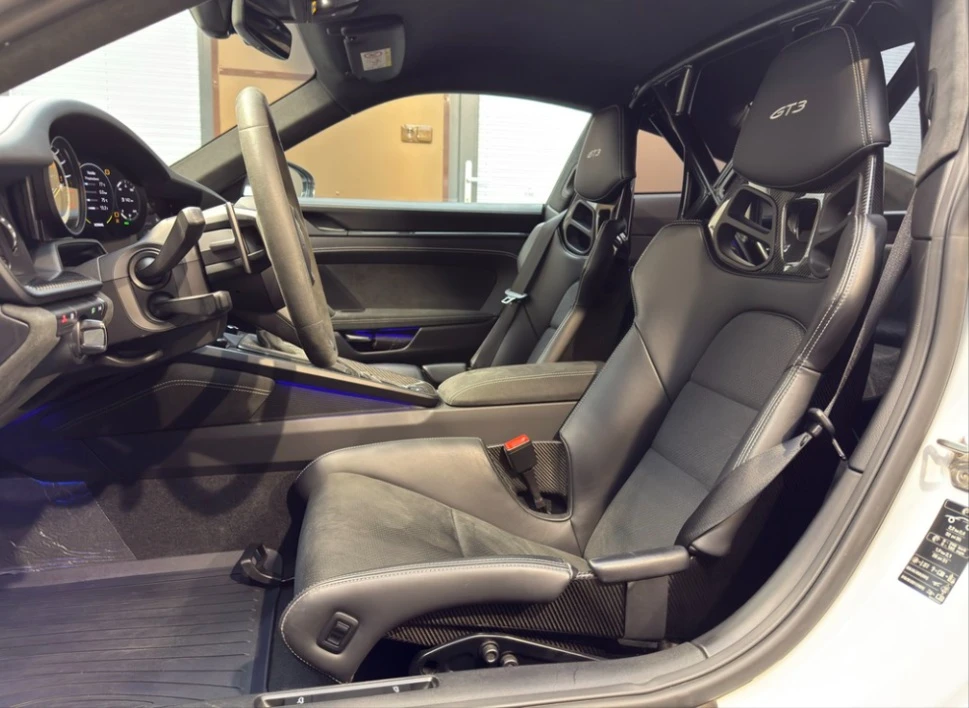 Porsche 911 GT3 4.0 Clubsport, снимка 5 - Автомобили и джипове - 53859157