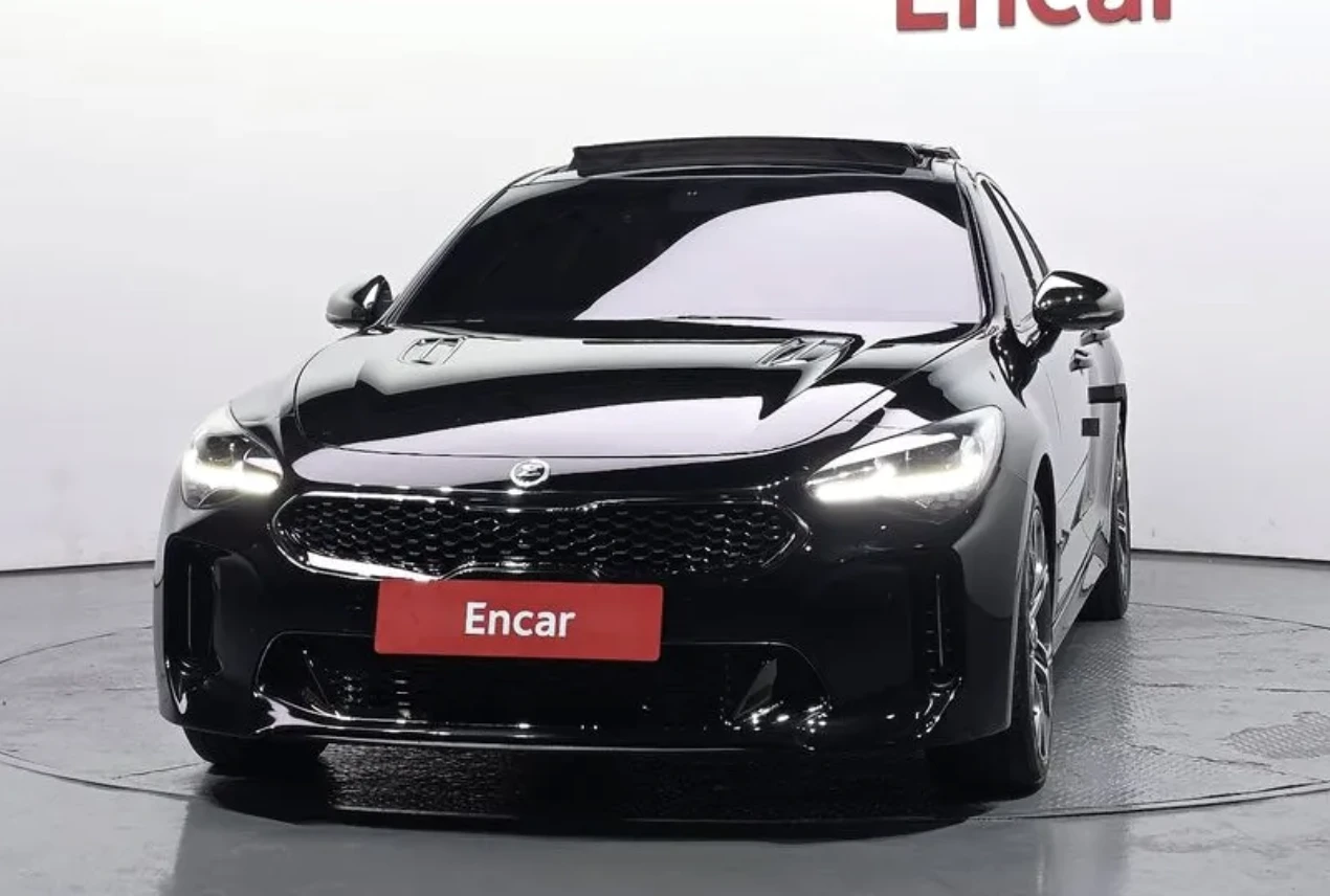 Kia Stinger, снимка 3 - Автомобили и джипове - 54033625