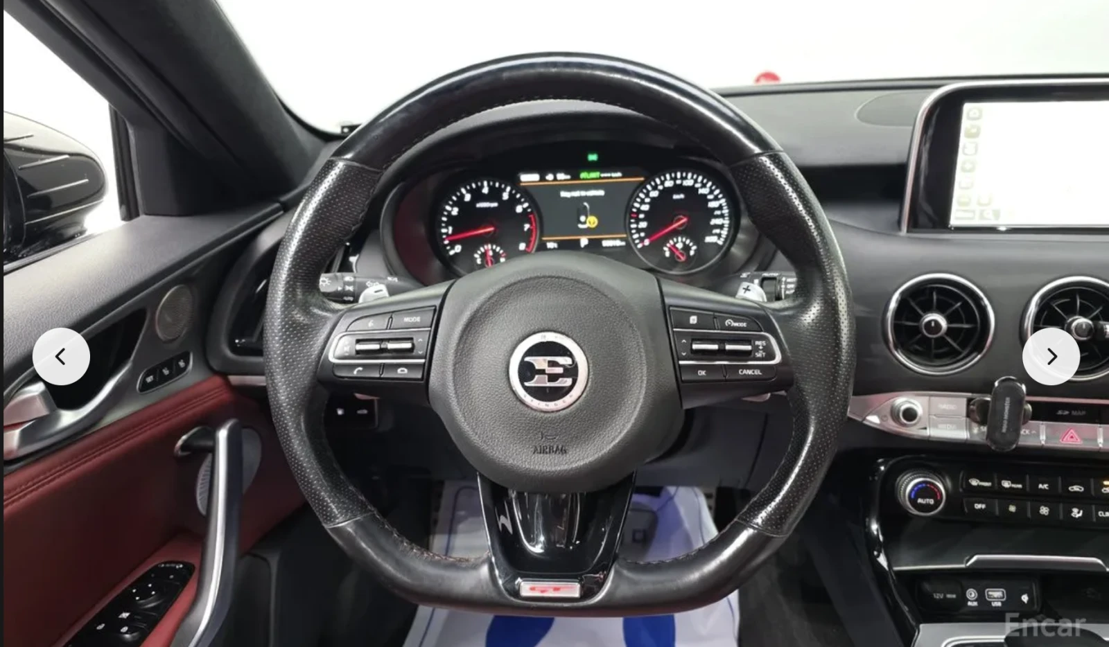 Kia Stinger, снимка 8 - Автомобили и джипове - 54033625