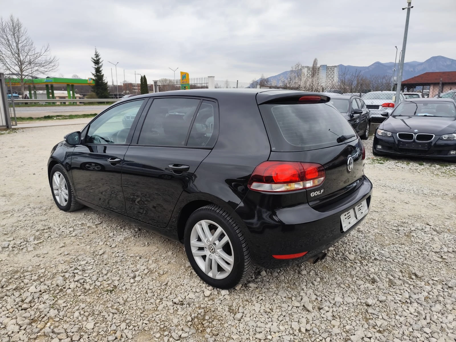 VW Golf 2.0 дизел Италия, снимка 8 - Автомобили и джипове - 54056555
