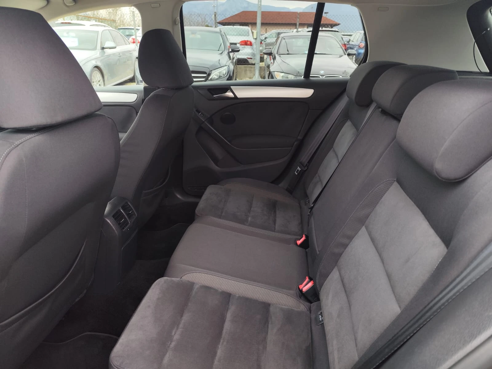 VW Golf 2.0 дизел Италия, снимка 14 - Автомобили и джипове - 54056555