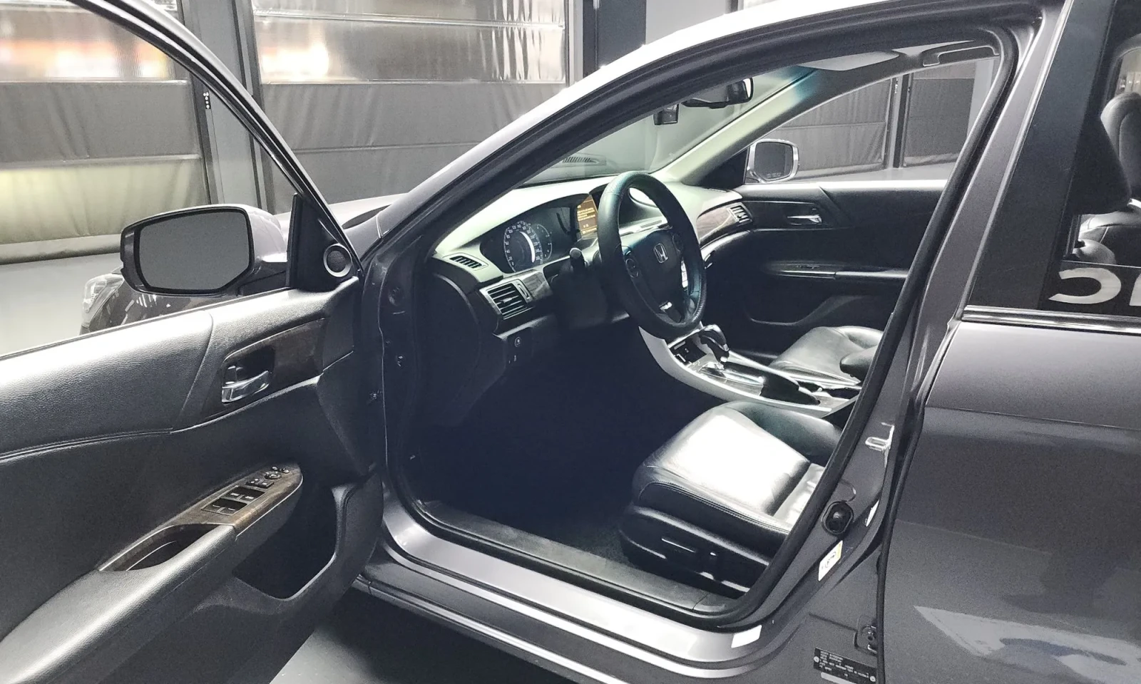 Honda Accord, снимка 3 - Автомобили и джипове - 54093630