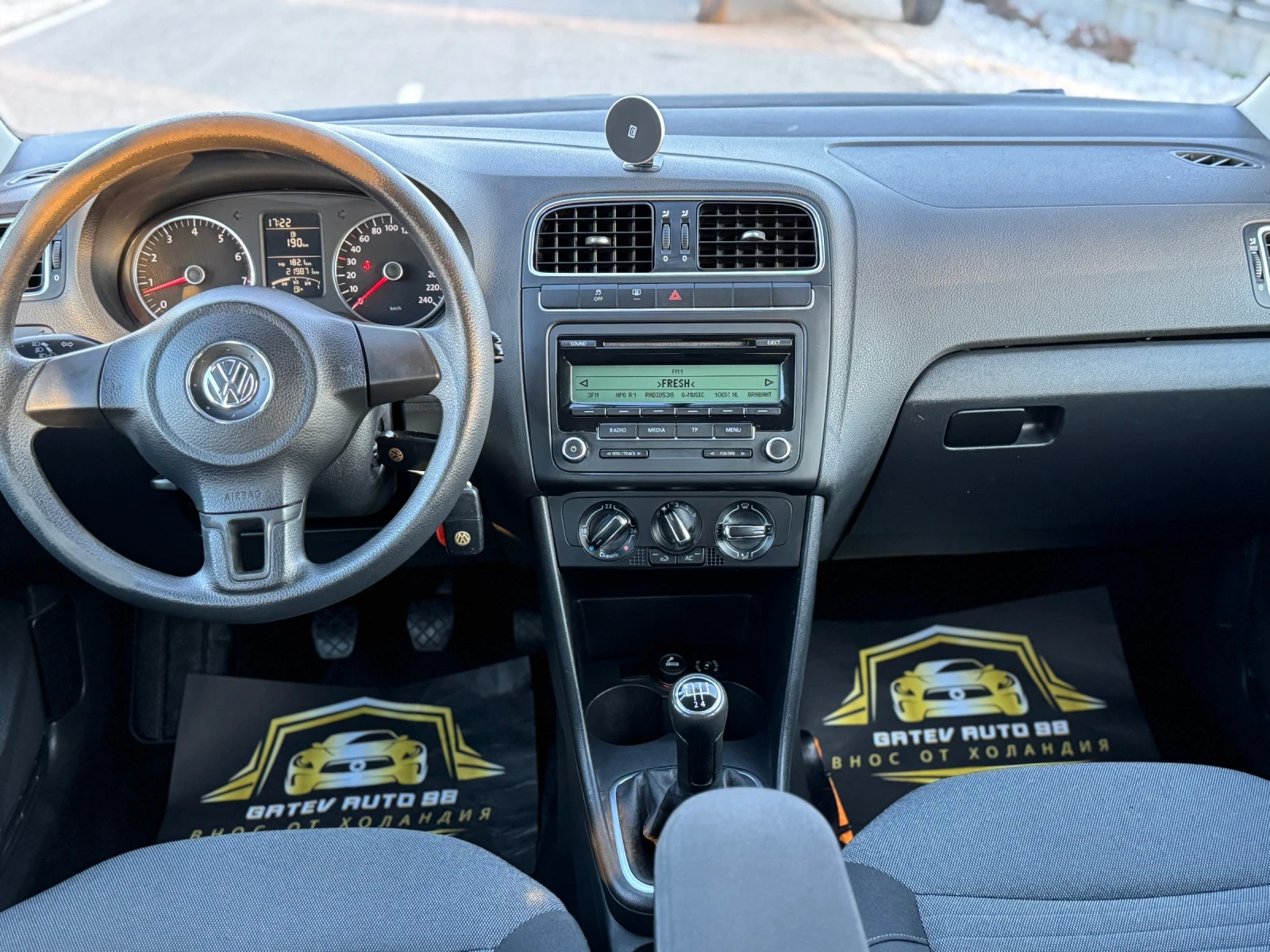 VW Polo 1.4, снимка 13 - Автомобили и джипове - 54119006