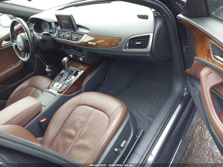 Audi A6 3.0T Premium Plus, снимка 5 - Автомобили и джипове - 54369770