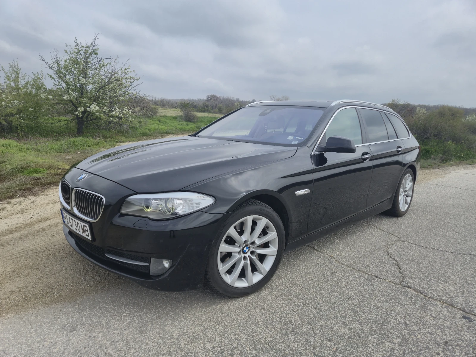BMW 525 KEYLESS, PANORAMA, VACUUM, снимка 5 - Автомобили и джипове - 54394398