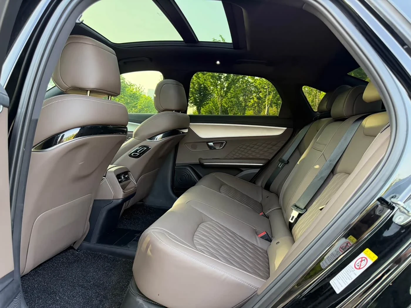 BYD HAN Glory Edition 506 km autogeorge.com, снимка 9 - Автомобили и джипове - 54427775