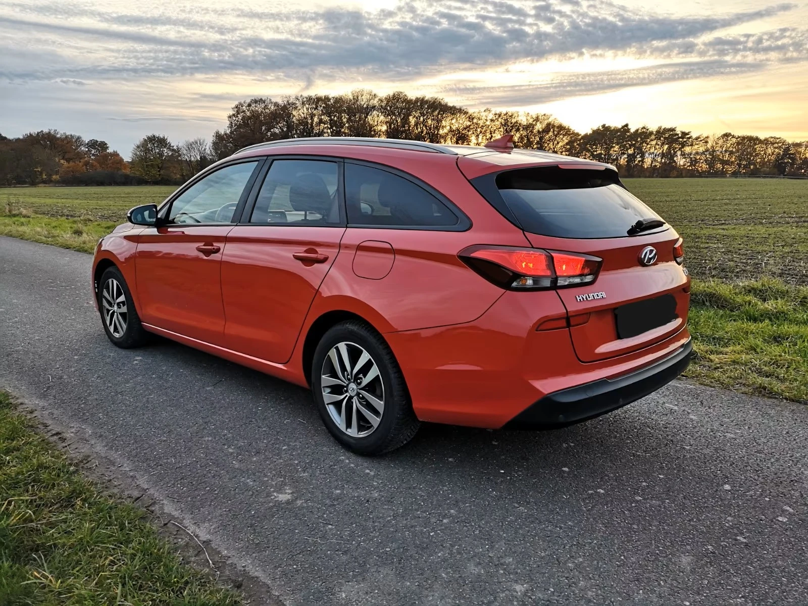 Hyundai I30 1, 4, снимка 2 - Автомобили и джипове - 54428132