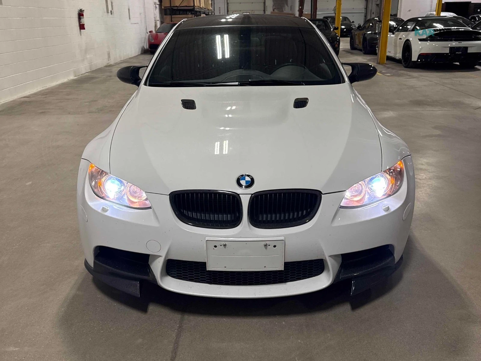 BMW M3 * AвтоКредит* (ЦЕНА ДО БГ), снимка 2 - Автомобили и джипове - 54804189