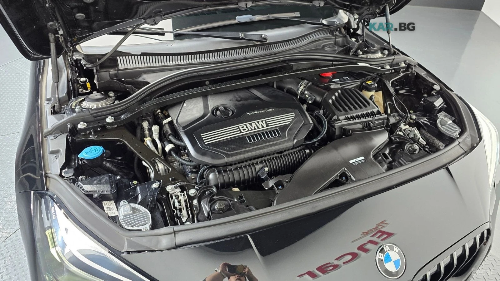 BMW 220 * M-SPORT* КОЖА* ПОДГРЕВ* ПАНОРАМА* КАМЕРА* NAVI* , снимка 6 - Автомобили и джипове - 54891757
