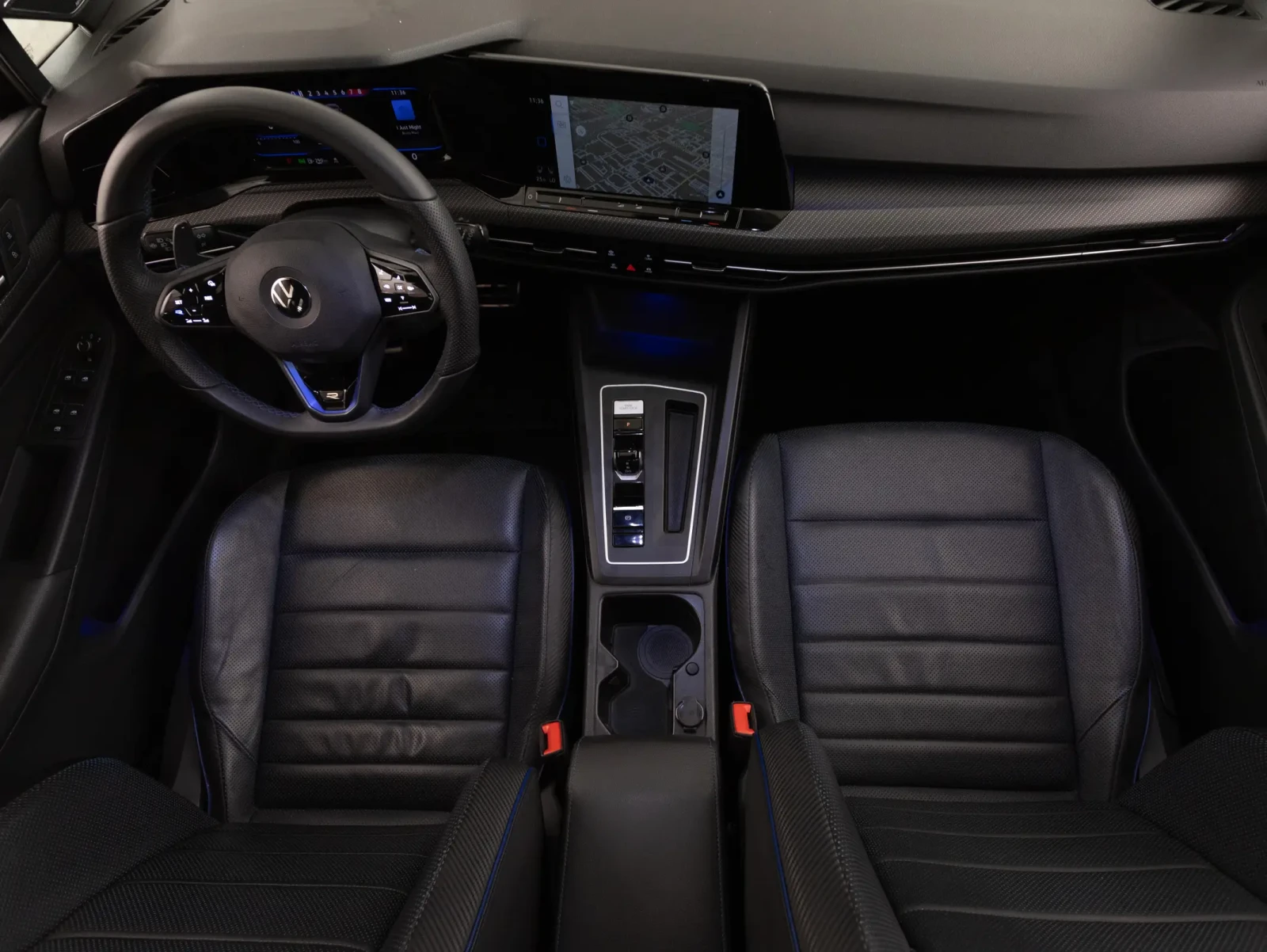 VW Golf R, снимка 13 - Автомобили и джипове - 55135784
