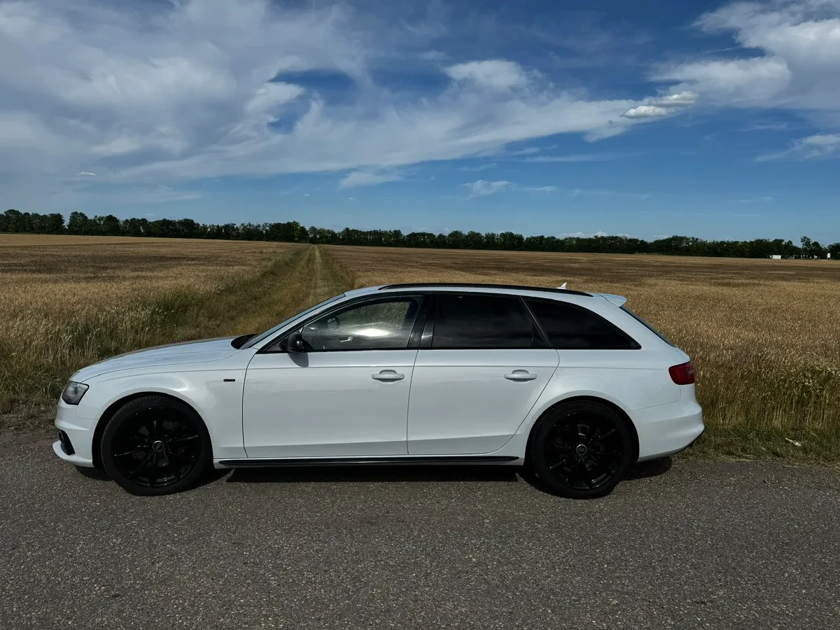 Audi A4 2.0 Tdi 3x S-line, снимка 4 - Автомобили и джипове - 55951608