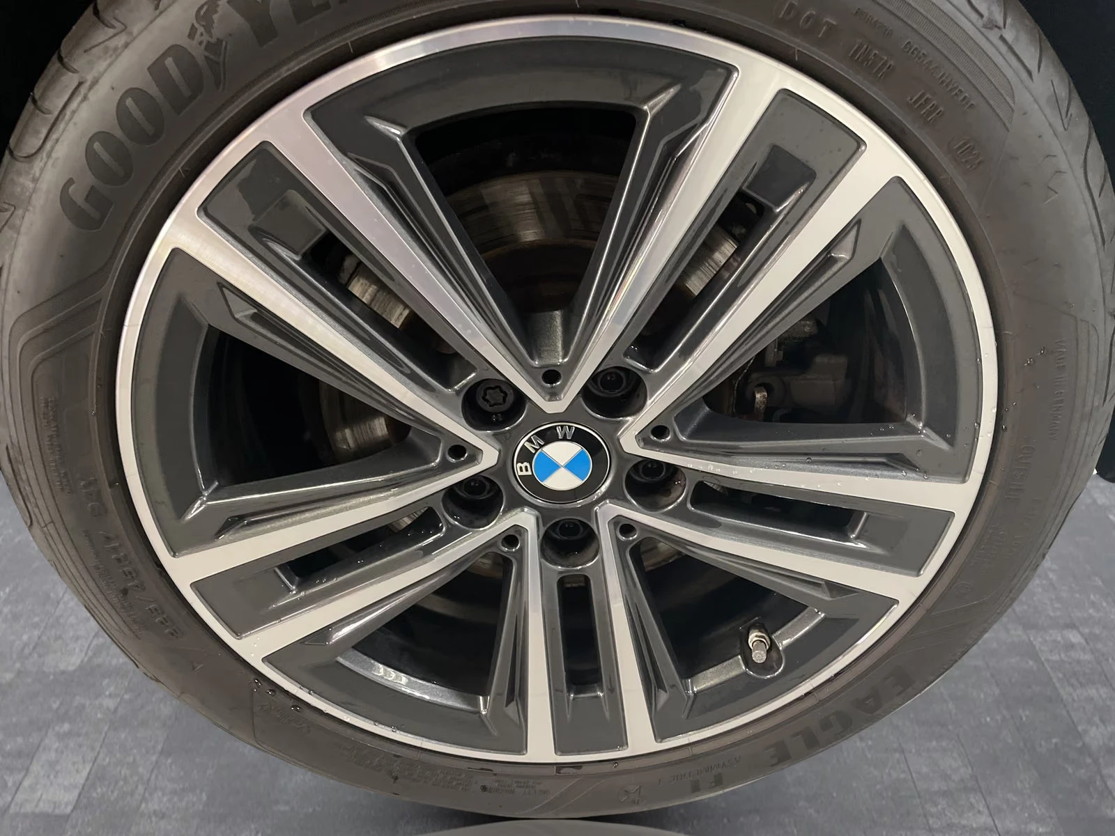BMW 120 d/190HP/SPORT/LED/CAM/NACI/LINEASSIST/893z, снимка 9 - Автомобили и джипове - 56115838