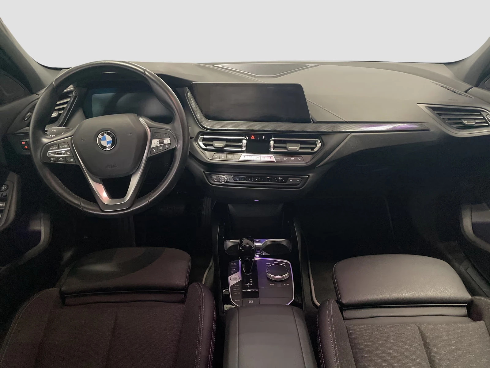 BMW 120 d/190HP/SPORT/LED/CAM/NACI/LINEASSIST/893z, снимка 11 - Автомобили и джипове - 56115838