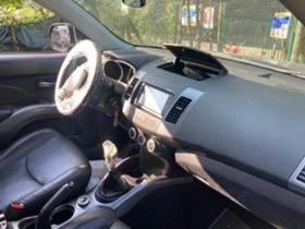 Peugeot 4007 2.2 HDI    САМО НА ЧАСТИ , снимка 7
