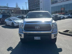 Toyota Tundra * SR5 * PANO* KEYLES* ПОДГРЕВ* , снимка 15