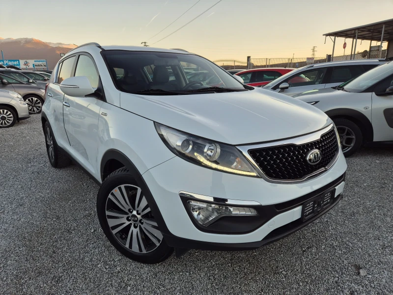 Kia Sportage 2.0 CRDI Feel Rebel  Face 4x4, снимка 2 - Автомобили и джипове - 48132283