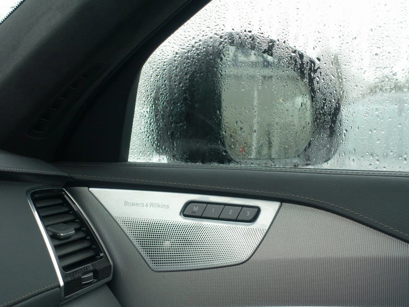 Volvo Xc90 T8* AWD* RECHARGE* ULTIMATE* PANO* B&W* 360CAM* , снимка 9 - Автомобили и джипове - 50189777