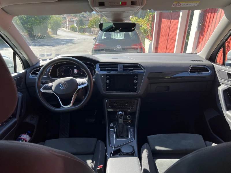 VW Tiguan, снимка 3 - Автомобили и джипове - 52268936