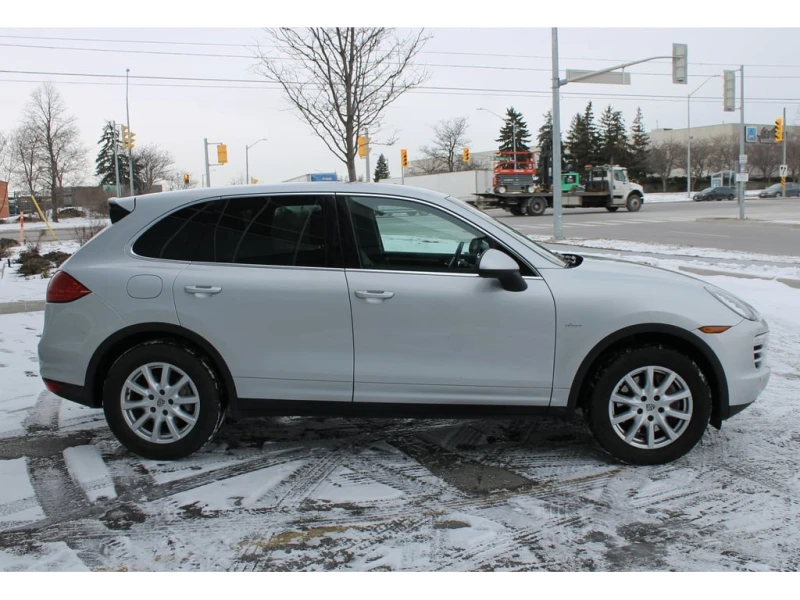 Porsche Cayenne * AWD 4dr Diesel * CARFAX * ЦЕНА ДО БГ, снимка 8 - Автомобили и джипове - 52924149
