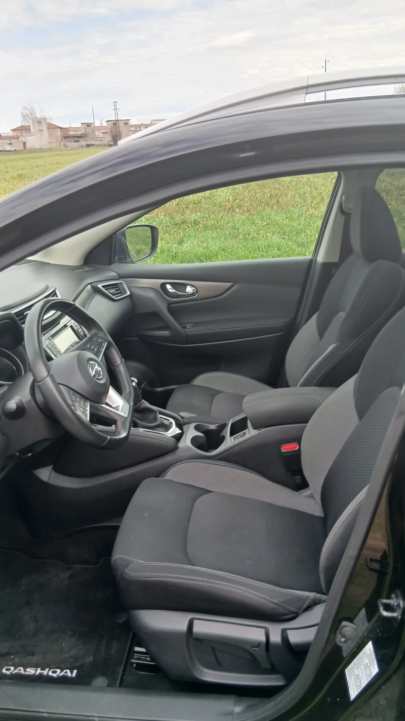 Nissan Qashqai, снимка 10 - Автомобили и джипове - 53514565