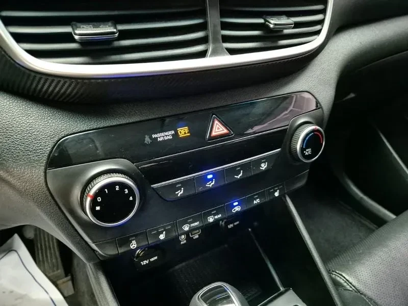 Hyundai Tucson 1.6 2WD MODERN, снимка 9 - Автомобили и джипове - 55801663