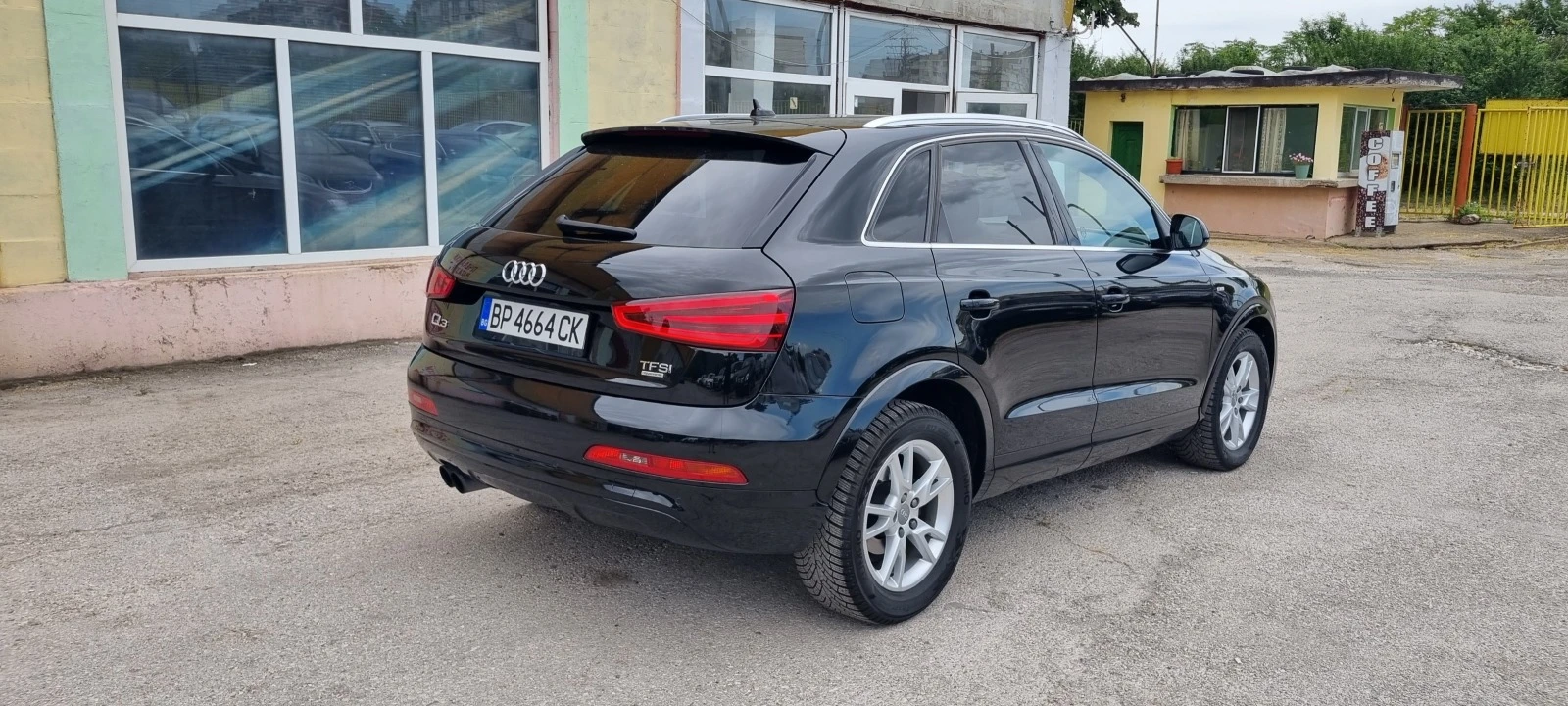 Audi Q3 2.0 TFSI S-LINE - изображение 5