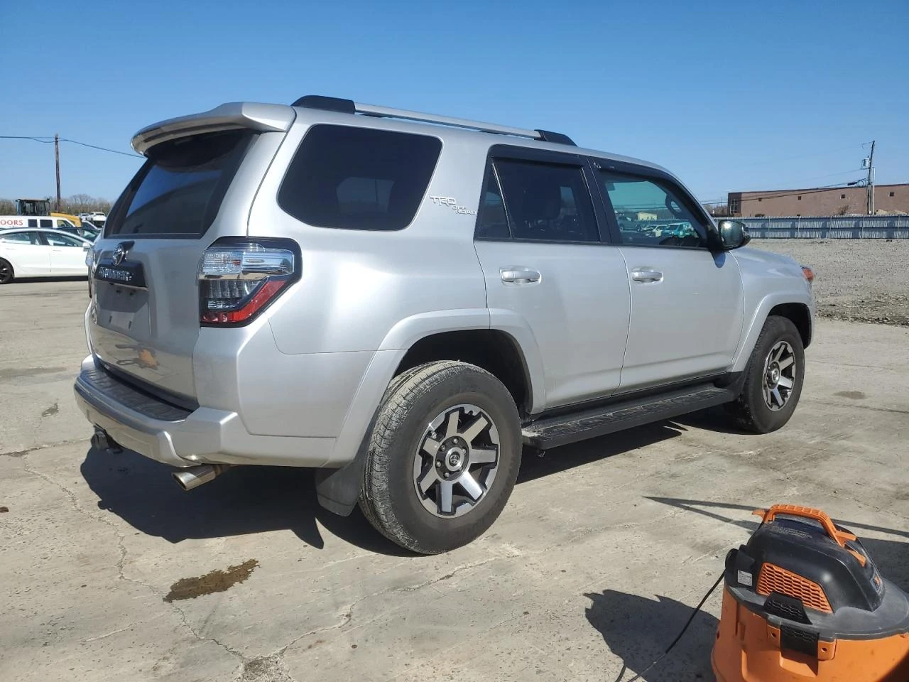 Toyota 4runner SR5 PREMIUM - изображение 4