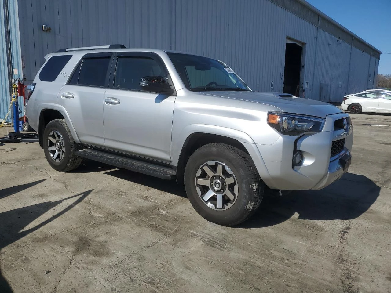 Toyota 4runner SR5 PREMIUM - изображение 5