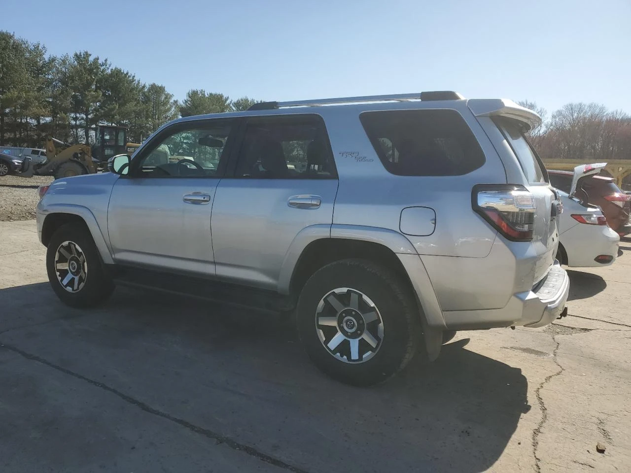 Toyota 4runner SR5 PREMIUM - изображение 2