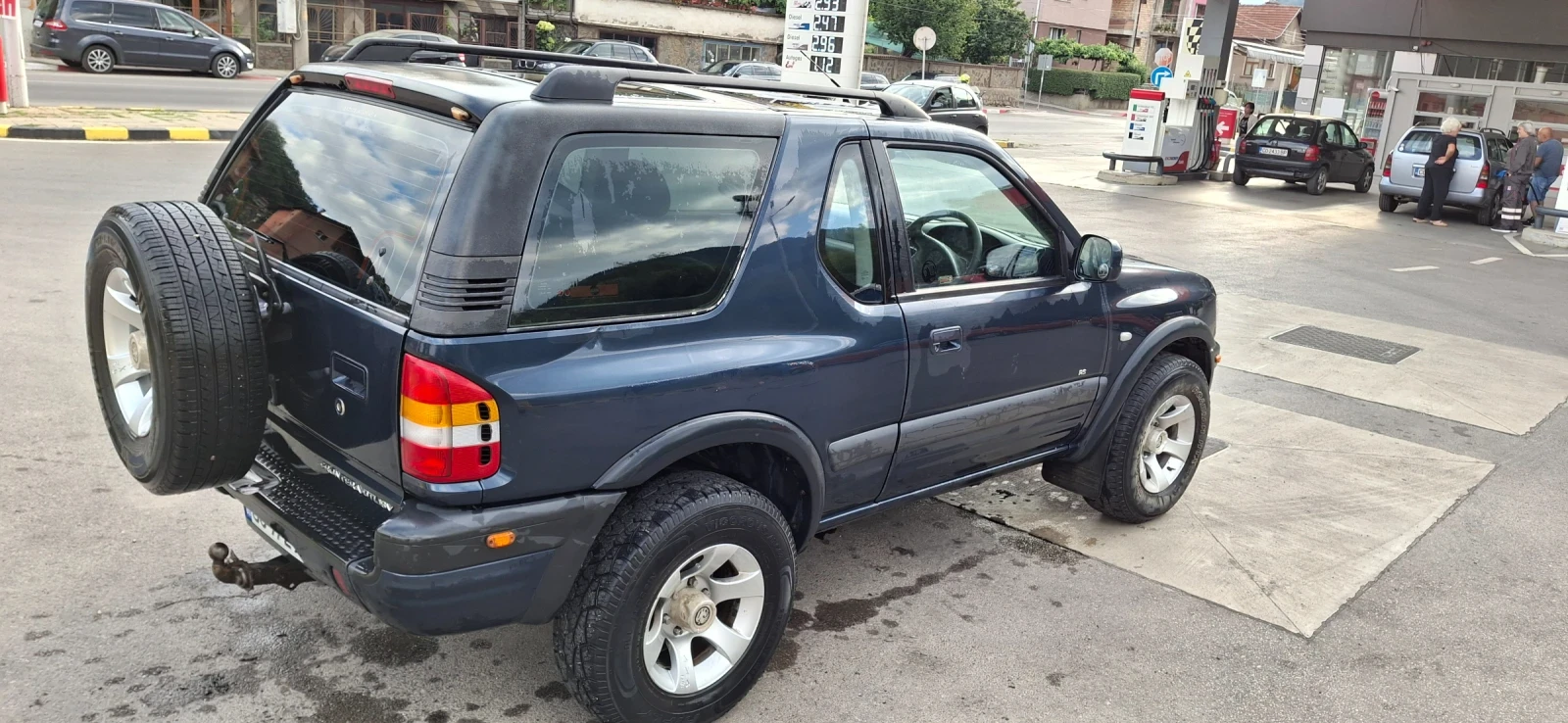Opel Frontera 2.2 д 116 к - изображение 9