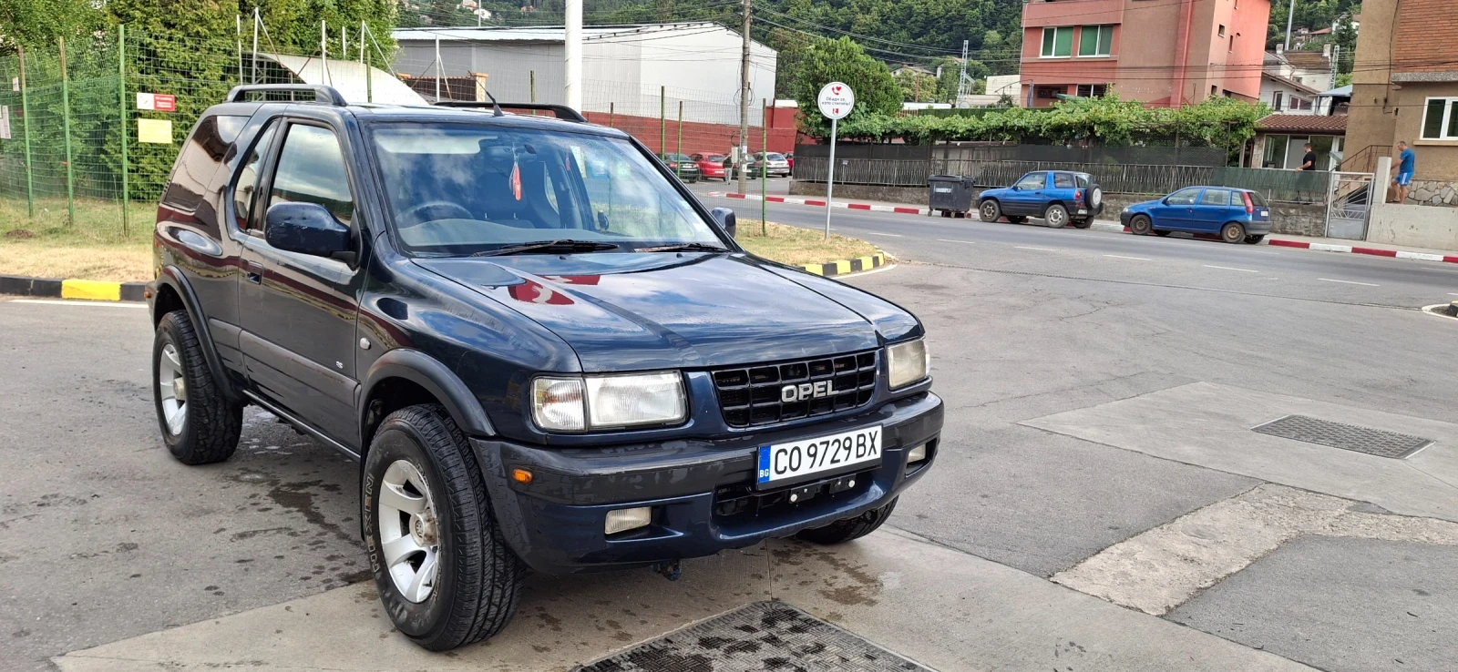 Opel Frontera 2.2 д 116 к - изображение 3