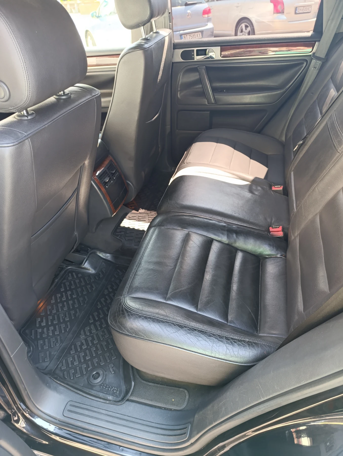 VW Touareg  - изображение 8
