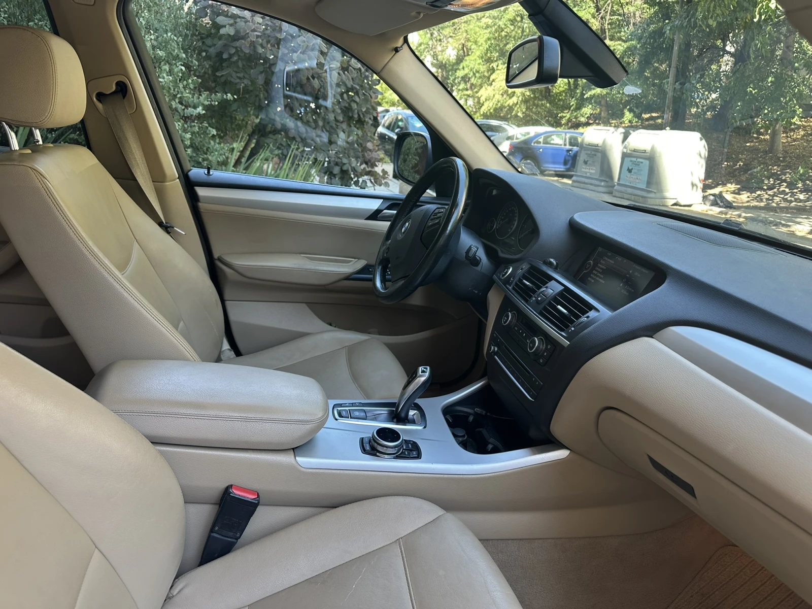 BMW X3 20d xDrive - изображение 8