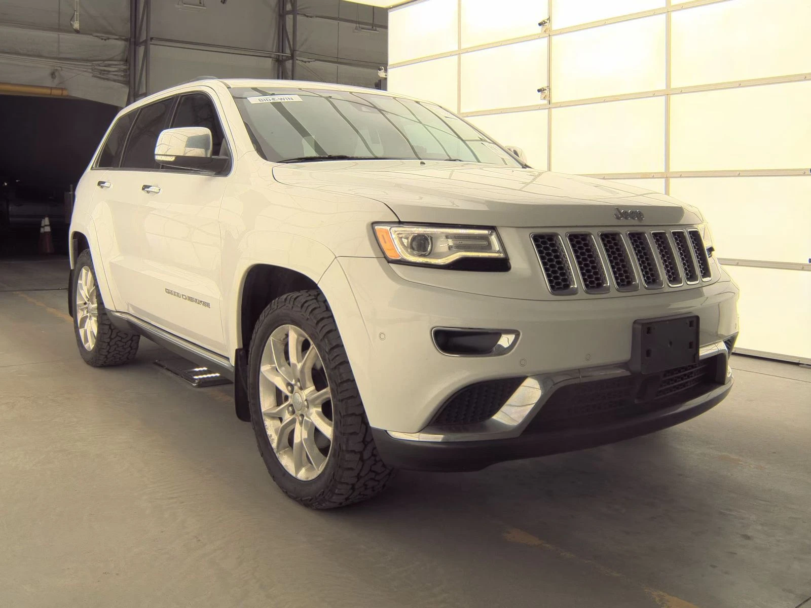 Jeep Grand cherokee 2015 Jeep Grand Cherokee Summit - изображение 2