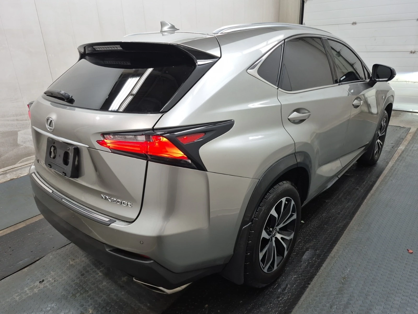 Lexus NX 200t AWD * * CARFAX * * АВТО КРЕДИТ * *  - изображение 3