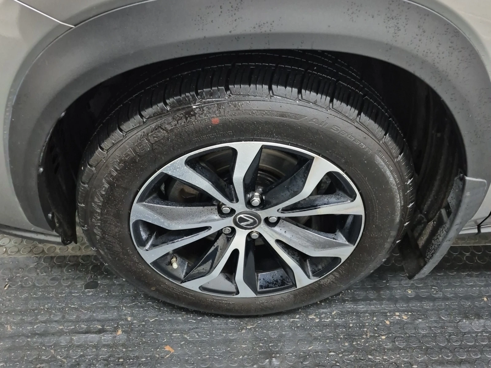 Lexus NX 200t AWD * * CARFAX * *   * *  | Mobile.bg   11