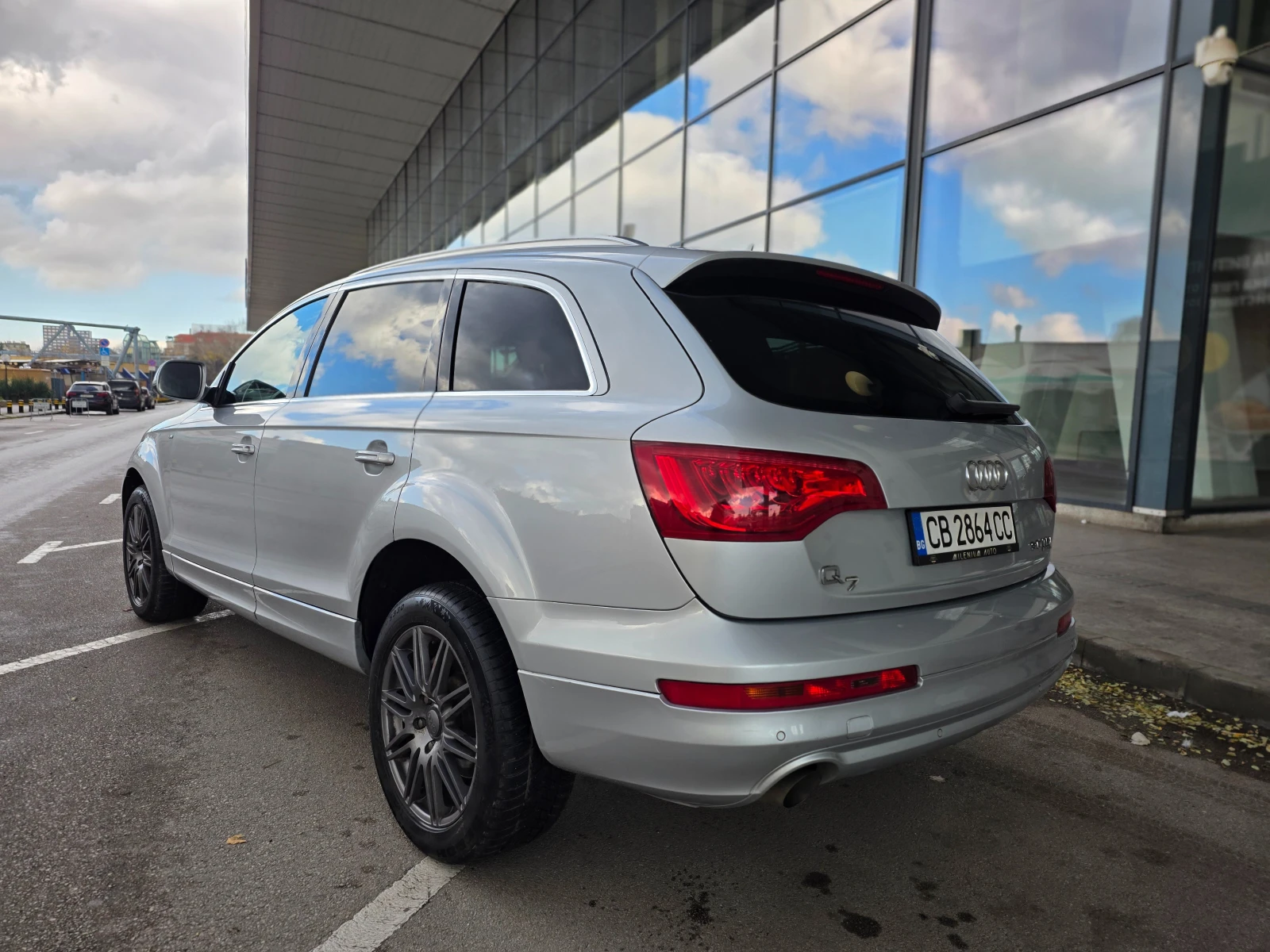Audi Q7 6 МЕСЕЦА ГАРАНЦИЯ/3.0TDI Facelift/7 Местна - изображение 3