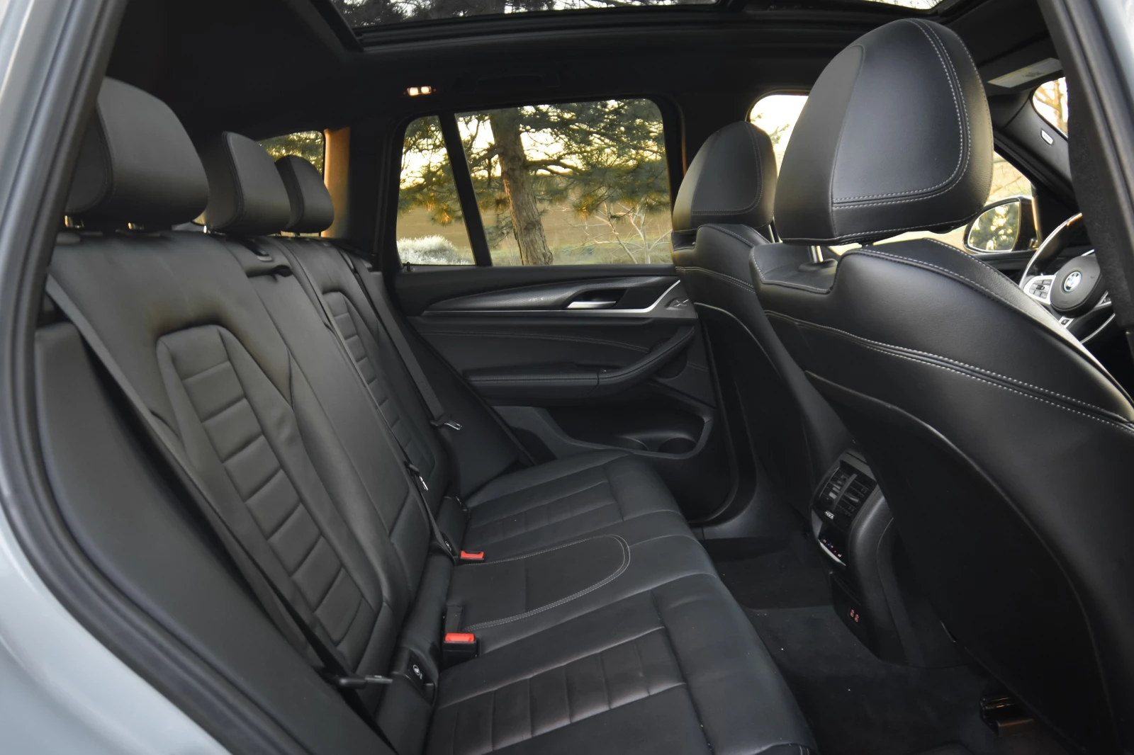 BMW X3 xDrive30e 2022 Plug‑in Hybrid Brooklyn Grey, снимка 7 - Автомобили и джипове - 54175902