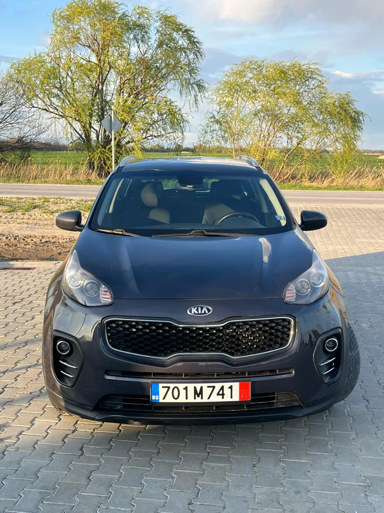 Kia Sportage, снимка 2 - Автомобили и джипове - 54550525