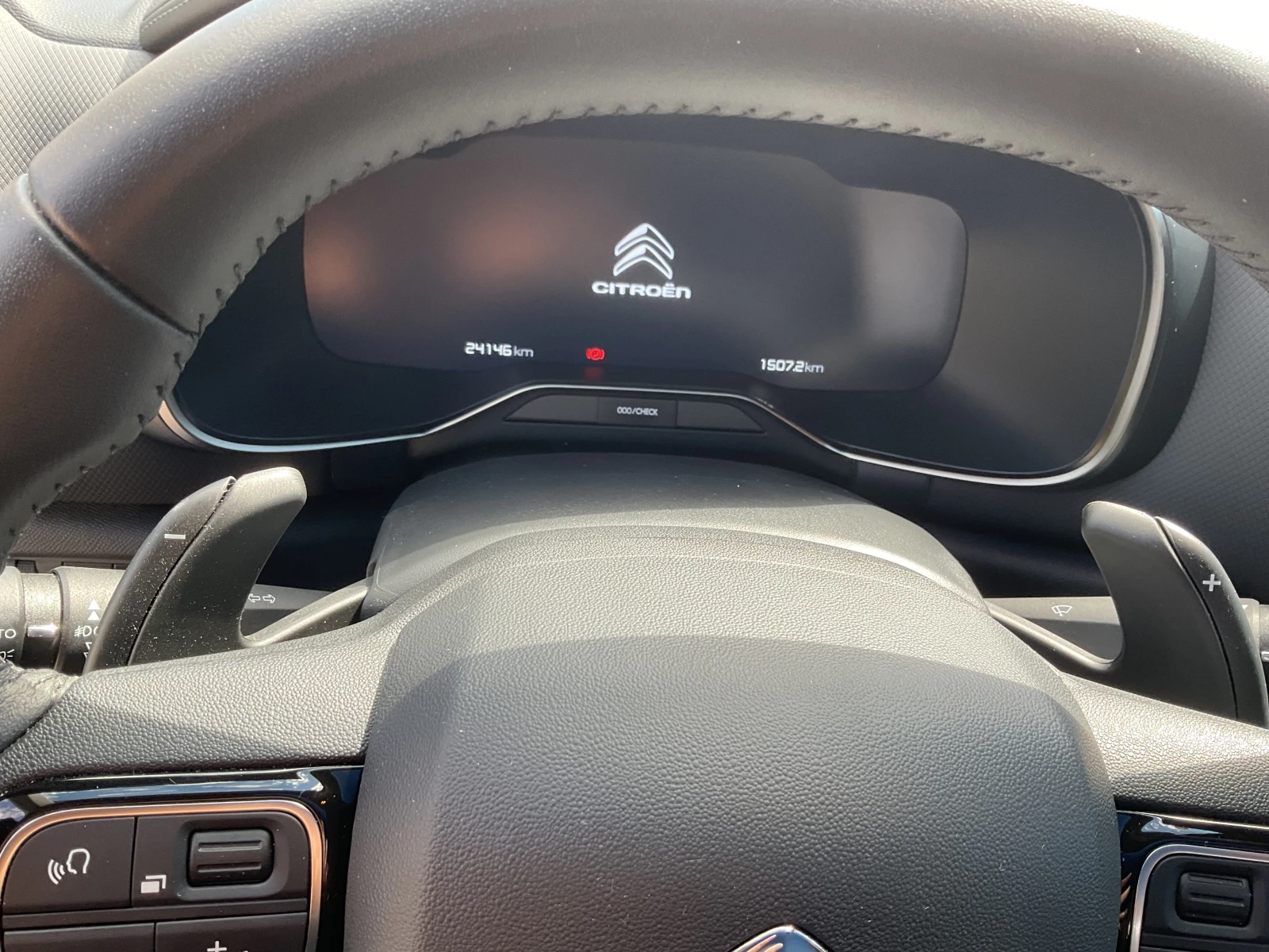Citroen C5 Aircross, снимка 15 - Автомобили и джипове - 55105674