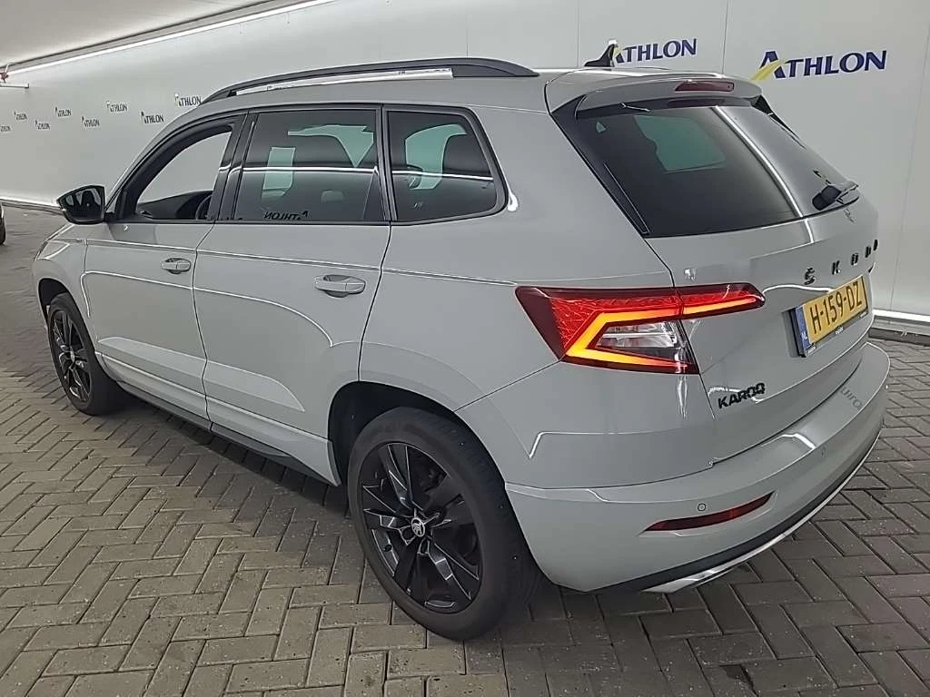 Skoda Karoq 1.5 TSI Sportline Business 150 коня Ръчка, снимка 6 - Автомобили и джипове - 55298639