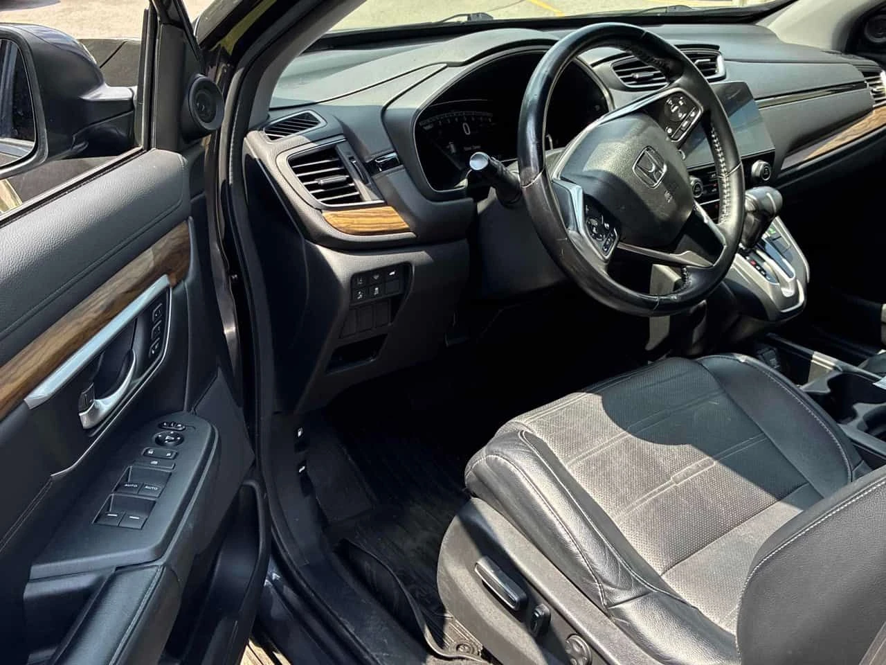 Honda Cr-v * Touring * ЛИЦЕНЗИРАН ДИЛЪР * CARFAX, снимка 5 - Автомобили и джипове - 55550490