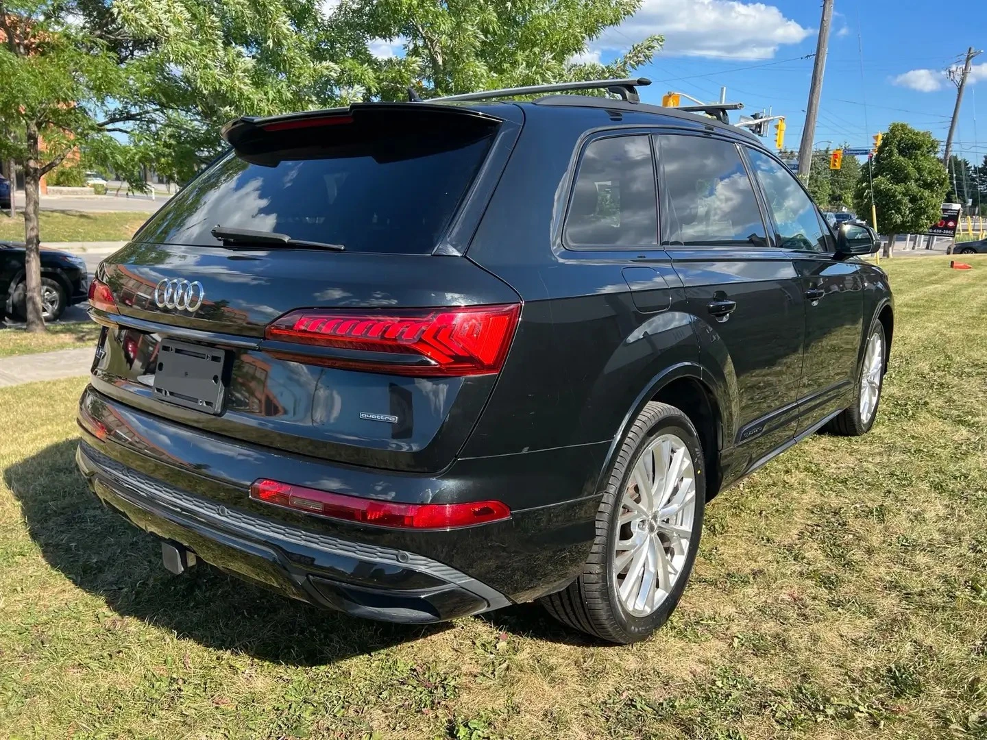 Audi Q7 S LINE KOMFORT ЦЕНА ДО БЪЛГАРИЯ АВТОКРЕДИТ, снимка 5 - Автомобили и джипове - 55771654